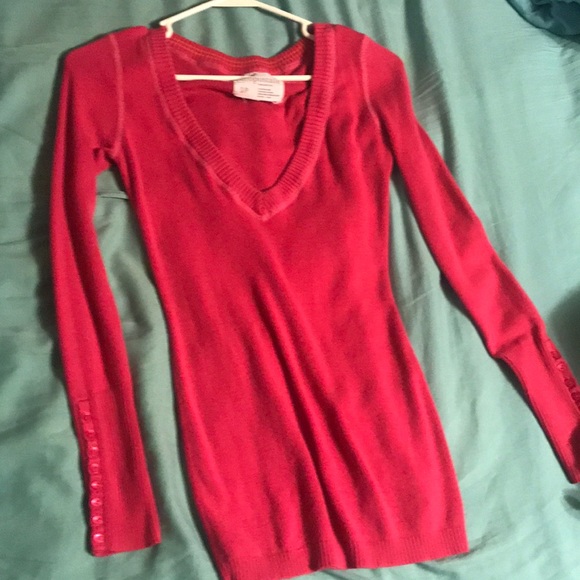 Hot pink sweater - Picture 1 of 3